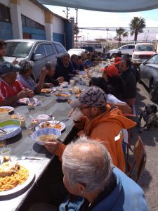 AH_comiendo-2