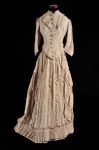 Traje gabardina de seda