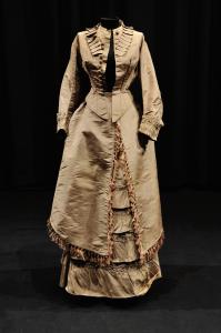 Traje de paseo